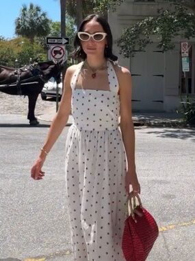 La Maregold Annabel Halterneck Dress in Red Petite Flower